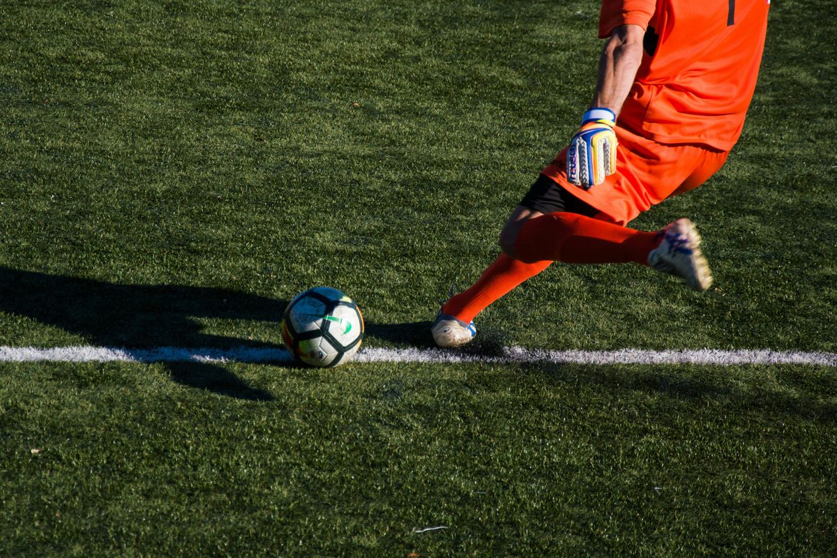 Mogelijke bom in het voetbal! FIFA krijgt ongelijk in spraakmakende rechtszaak