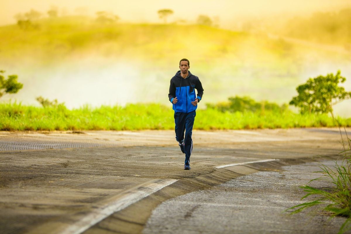 Zoveel uur per week moet je minimaal sporten om fit te zijn, volgens experts