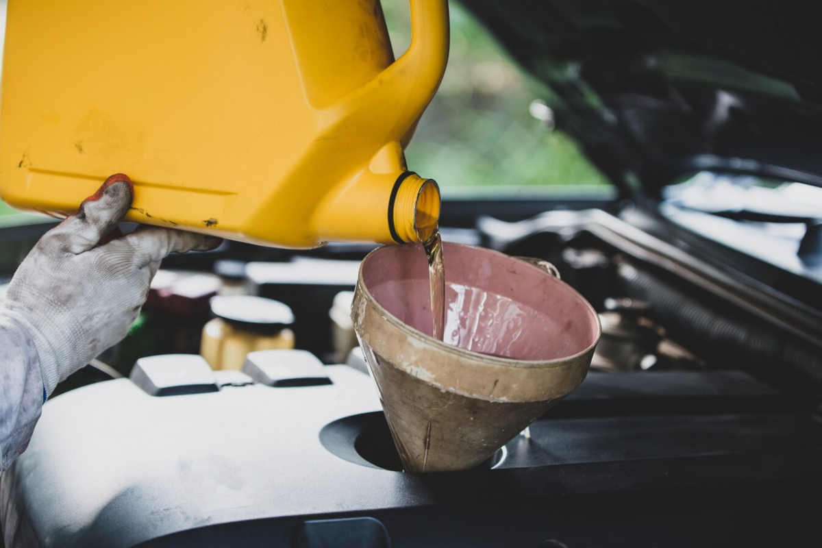 Olie die ideaal geschikt is voor het Belgische klimaat en een doeltreffende motorbescherming biedt