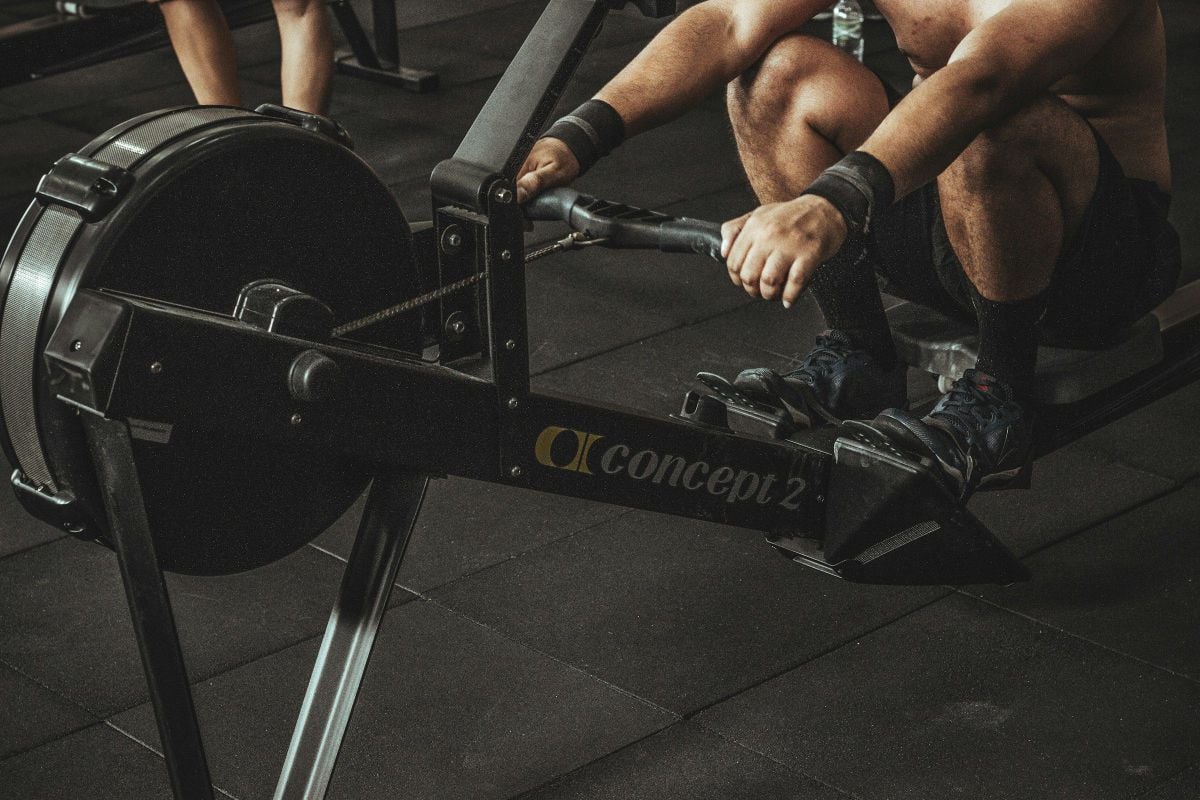 De 5 slechtste fitnesstips die je nooit moet opvolgen, volgens een sportcoach