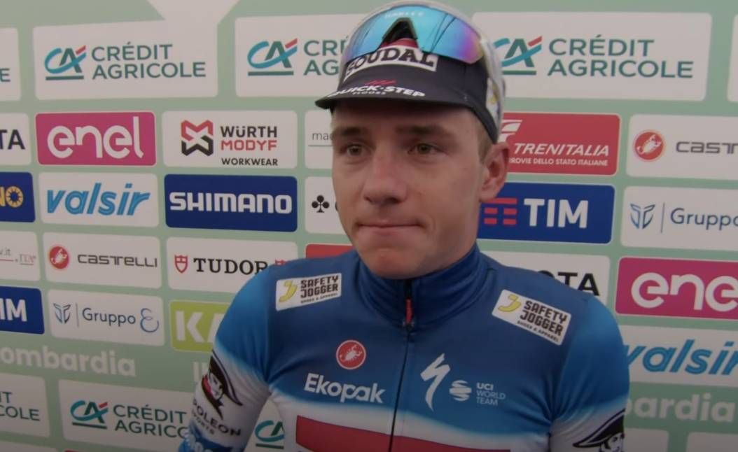 Ex-wielrenner pakt uit met verrassende uitspraak: "Volgend jaar rijdt Remco Evenepoel bij dit team..."