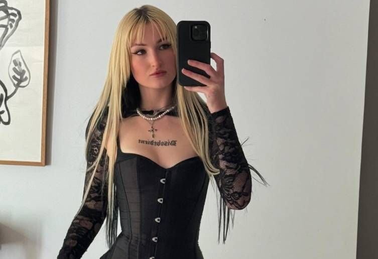'Handbrake Girl' Maddie (20): "Ik heb geen man nodig... Ik amuseer me rot met de handrem van mijn auto!"