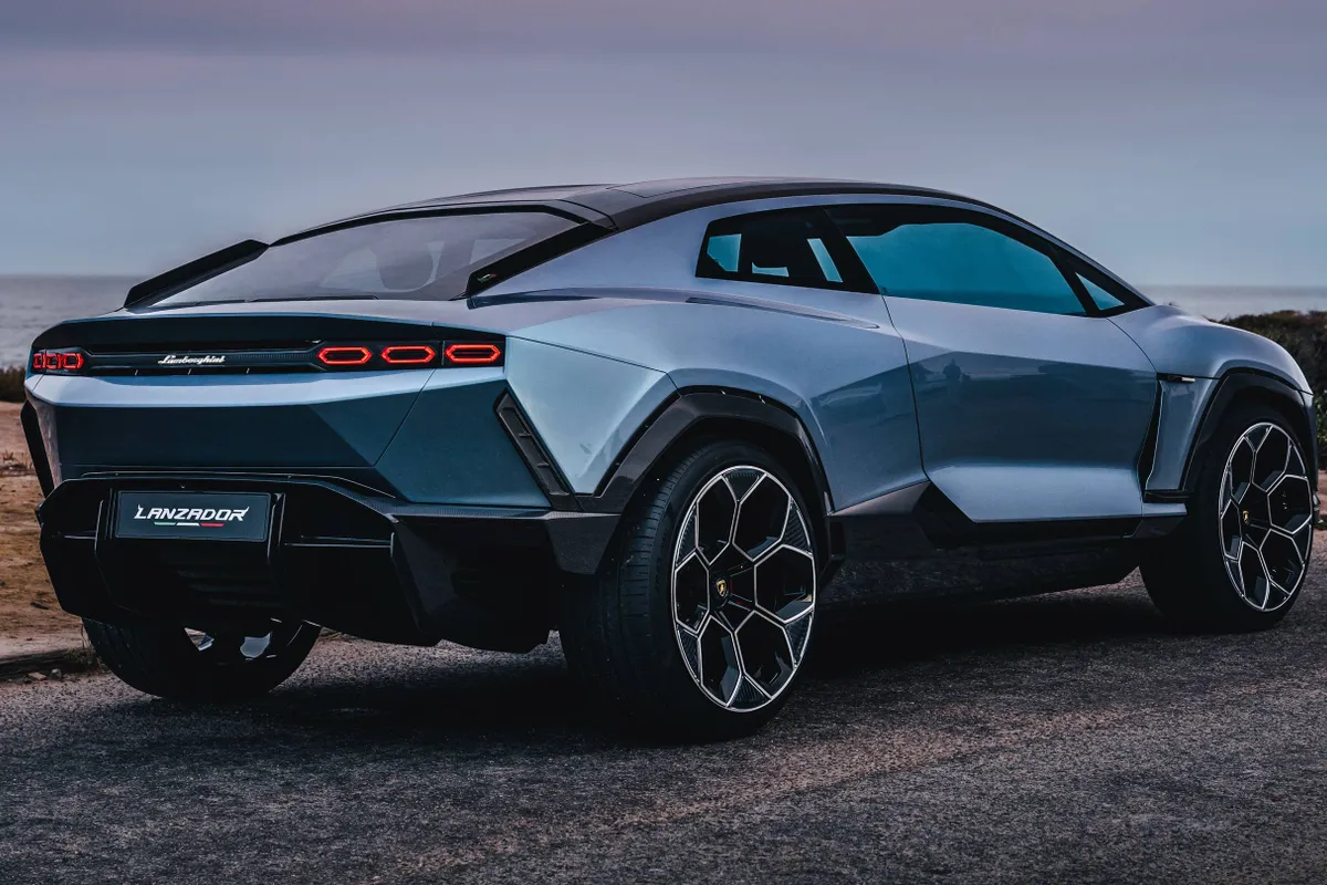 2 lamborghini lanzador concept