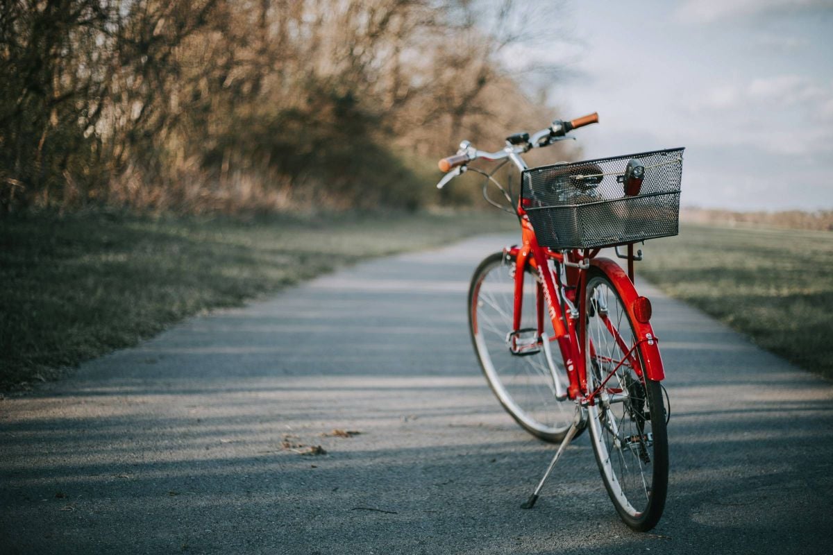 Nieuwe regels rond fietsparkeren vormen grote uitdaging voor lokale besturen: "Zijn er voldoende alternatieven?"