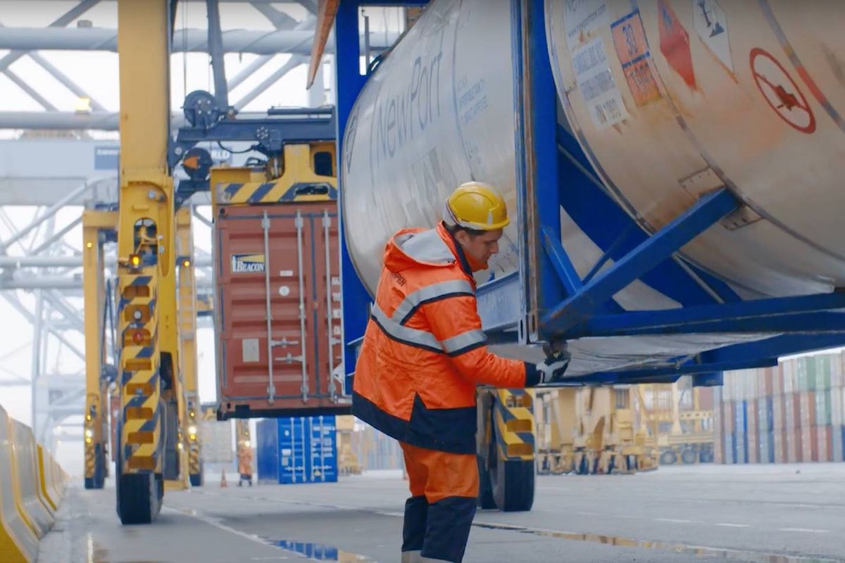 Dit is het loon van een Vlaamse havenarbeider: "We worden niet slecht betaald, maar er is altijd onzekerheid"