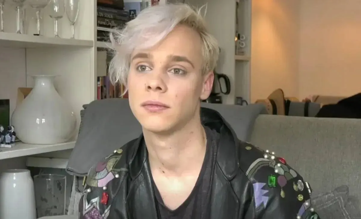 genderloze-floris-wordt-aangeproken-met-meneer-en-kan-dat-niet-verwerken-6630ab7f71a79