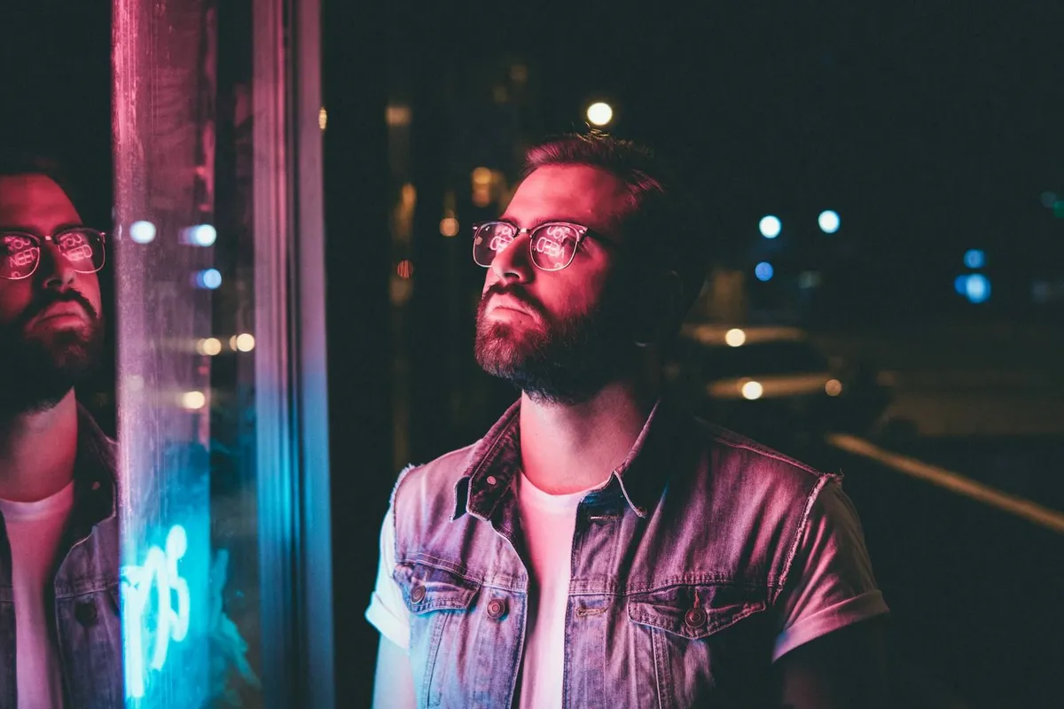 chester-wade-hLP7lVm4KUE-unsplash