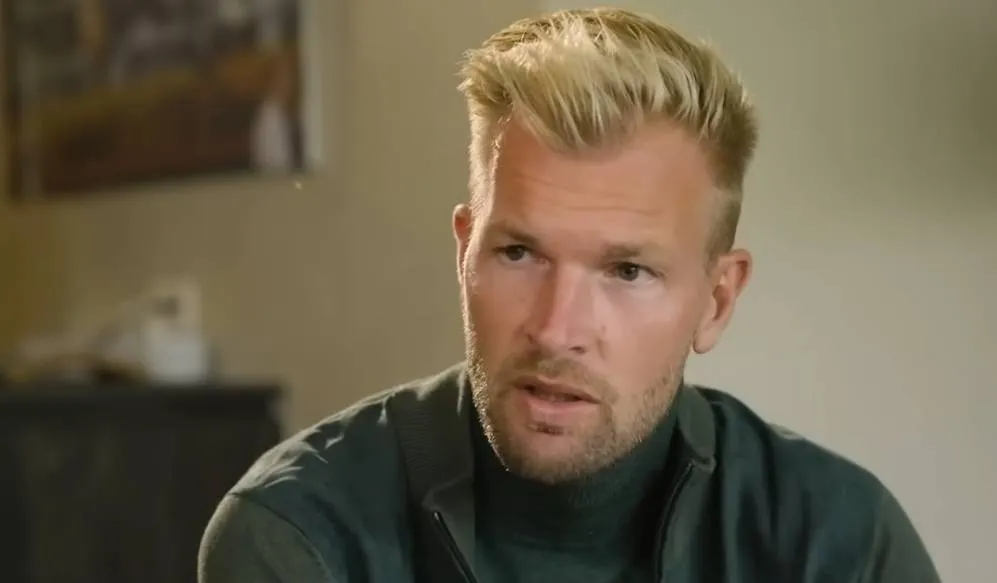 Schermopname_1-11-2025_93732_www.youtube.com