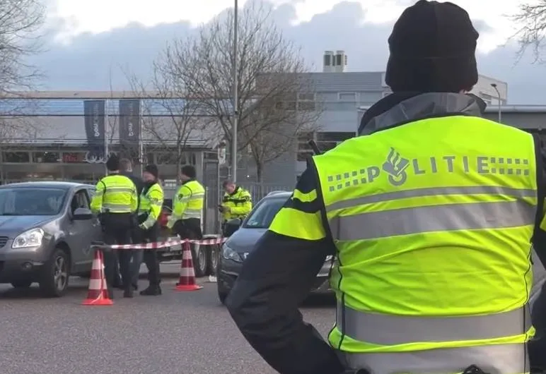 Schermopname_11-11-2025_115351_www.youtube.com