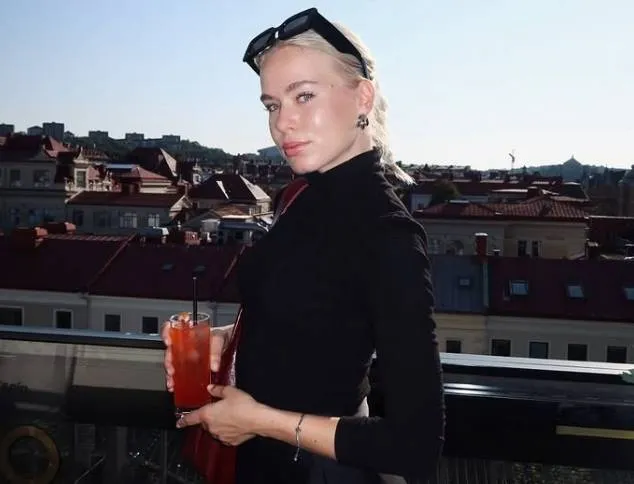 Schermopname_18-11-2025_184958_www.instagram.com