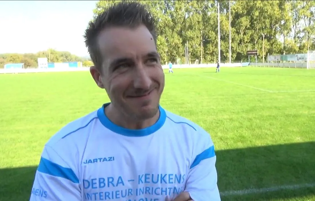 Schermopname_21-11-2025_214334_www.youtube.com