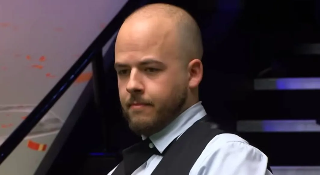 Schermopname_29-11-2025_92150_www.youtube.com