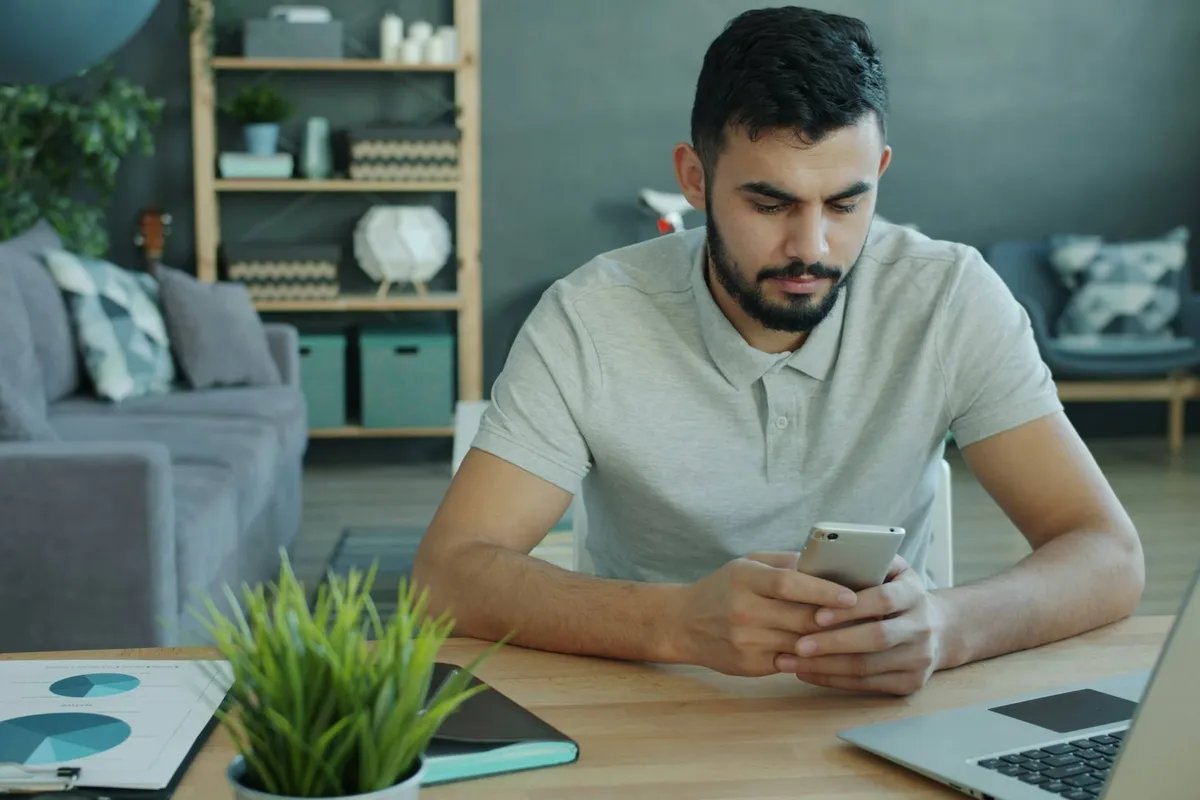 vitaly-gariev-Zuw_MbwTFXU-unsplash