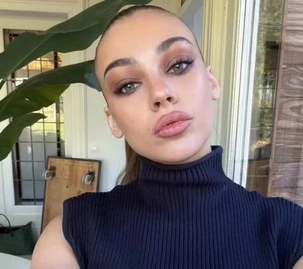 Schermopname_11-4-2026_122433_www.instagram.com