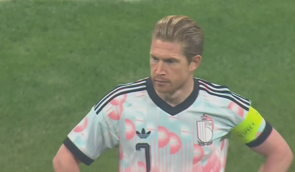 Schermopname_7-4-2026_93356_www.youtube.com