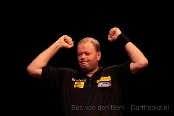 UK Open L16: Barney en Van Gerwen door, Jelle Klaasen exit