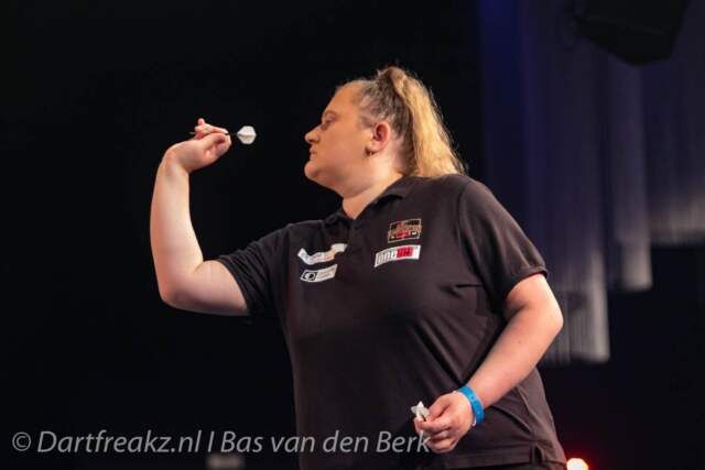 PDC Women's Series 5: Greaves wederom de beste, Zijlstra kwartfinalist