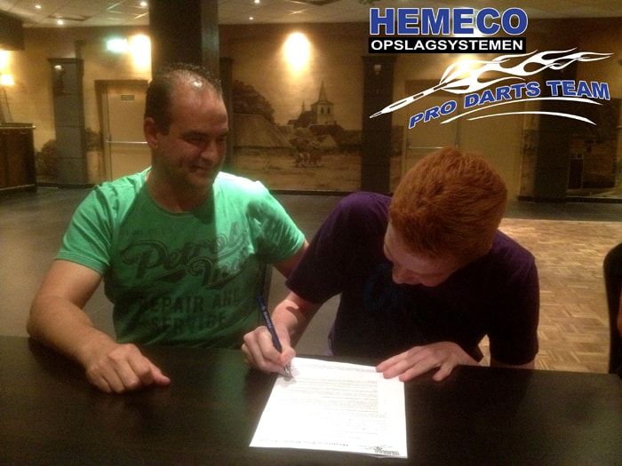 Colin 'Rampage' Roelofs tekent contract bij Hemeco Pro Darts Team