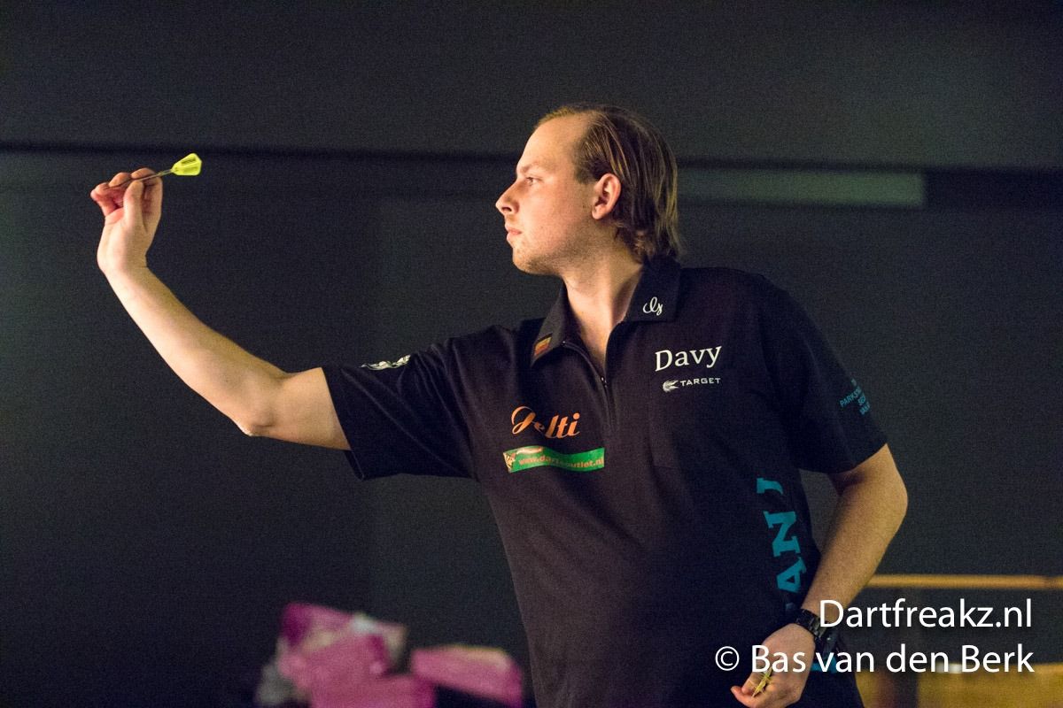 Davy van Baelen op Players Championship dicht bij vierde 9-darter