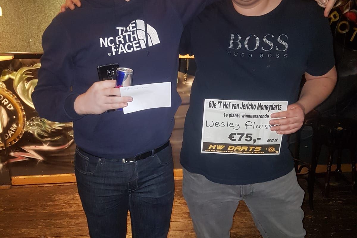 Wesley Plaisier winnaar 60e Café ’T Hof van Jericho Moneydarts 2019,