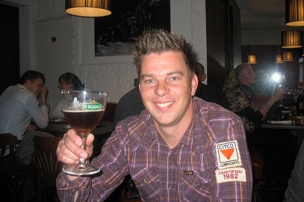 John Verkampen wint Darts 4 All, Mieke de Boer pakt verliezersronde