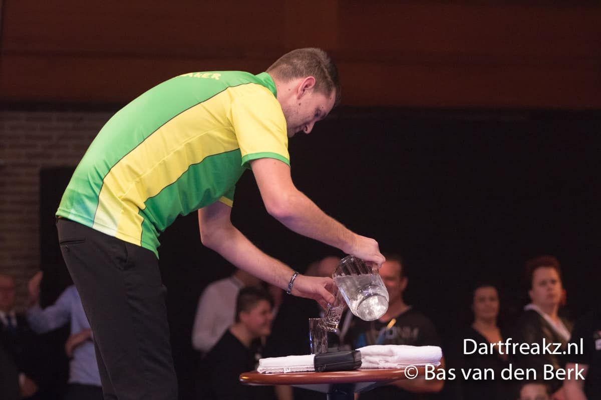 Speelschema European Darts Grand Prix vrijdag: 3 NL-ers en 1 Belg
