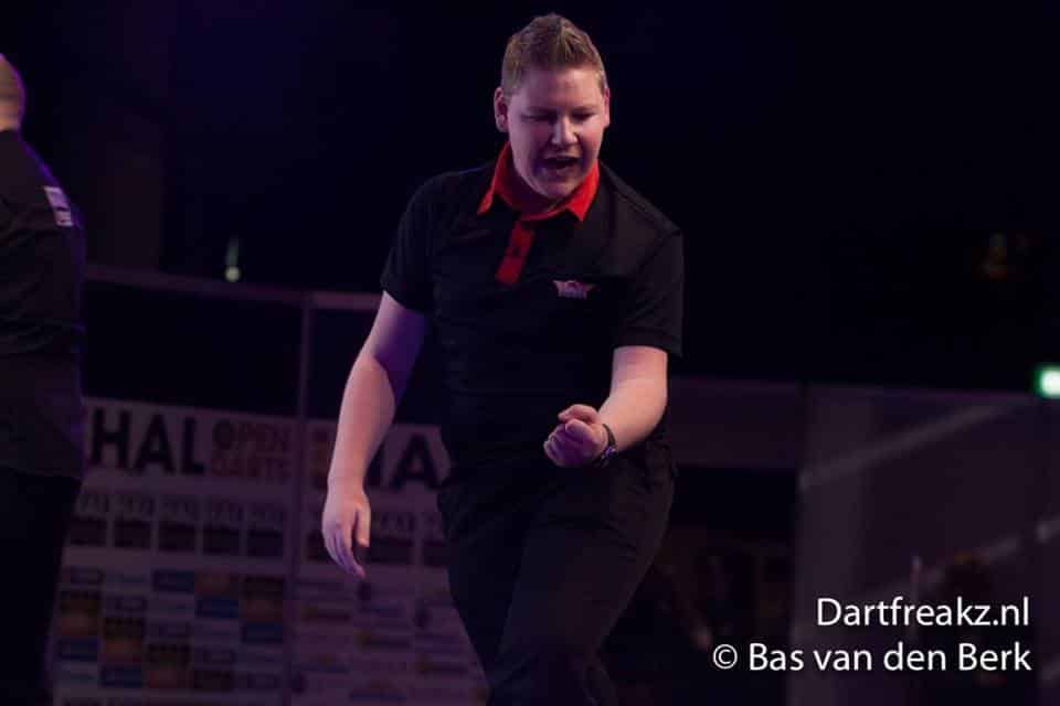 Marvin van Velzen is vierde jeugdspeler op Finder Darts Masters
