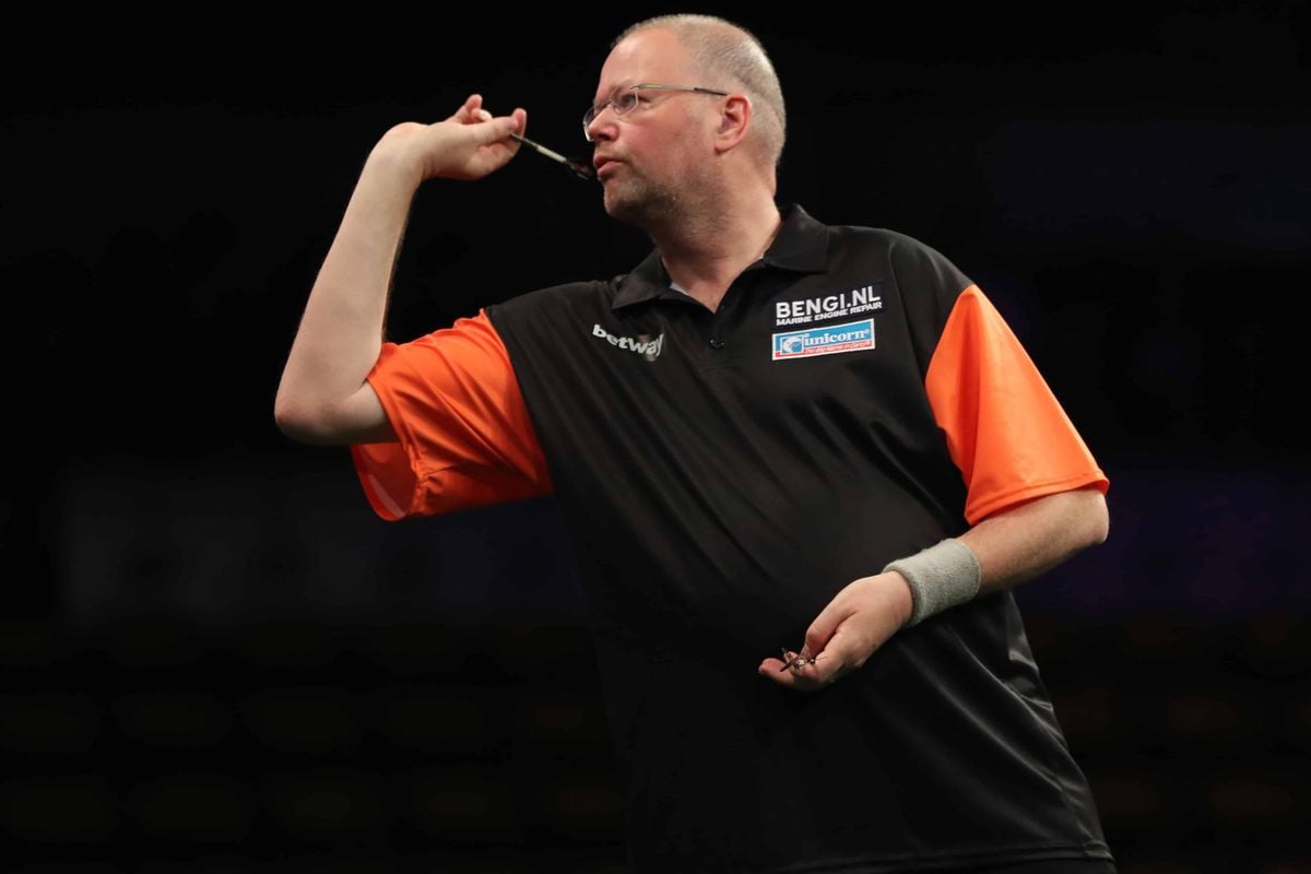 Van Barneveld komend weekend niet op de Dutch Darts Masters