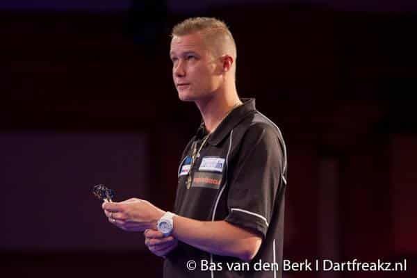 Speelschema Grand Slam of Darts dinsdag met 2 Nederlanders