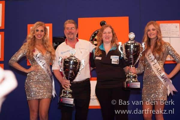 Martin Adams en Aileen de Graaf winnen Dutch Open, Fitton 9-darter