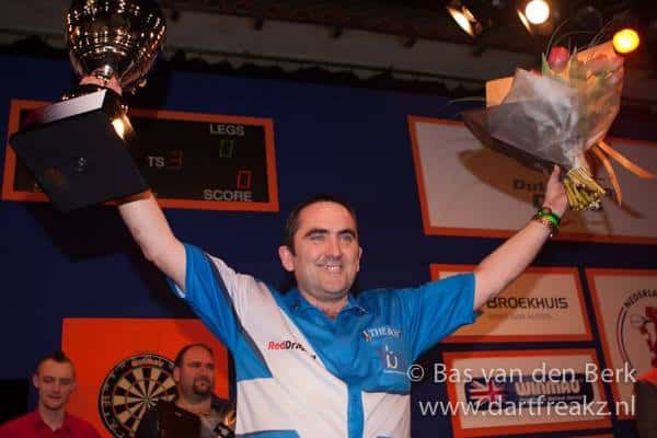 Dutch Open: Geëmotioneerde Ross Montgomory verslaat Scott Waites