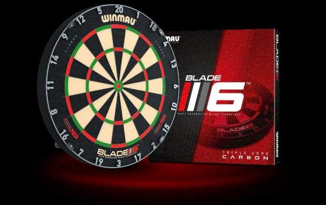 Wie wil gratis Winmau Blade 6 dartbord aan voordeur geleverd?