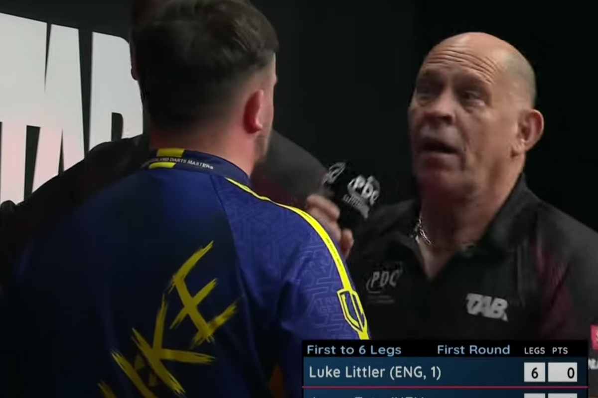 Dit moment was er vandaag tussen Luke Littler en Russ Bray in Nieuw-Zeeland