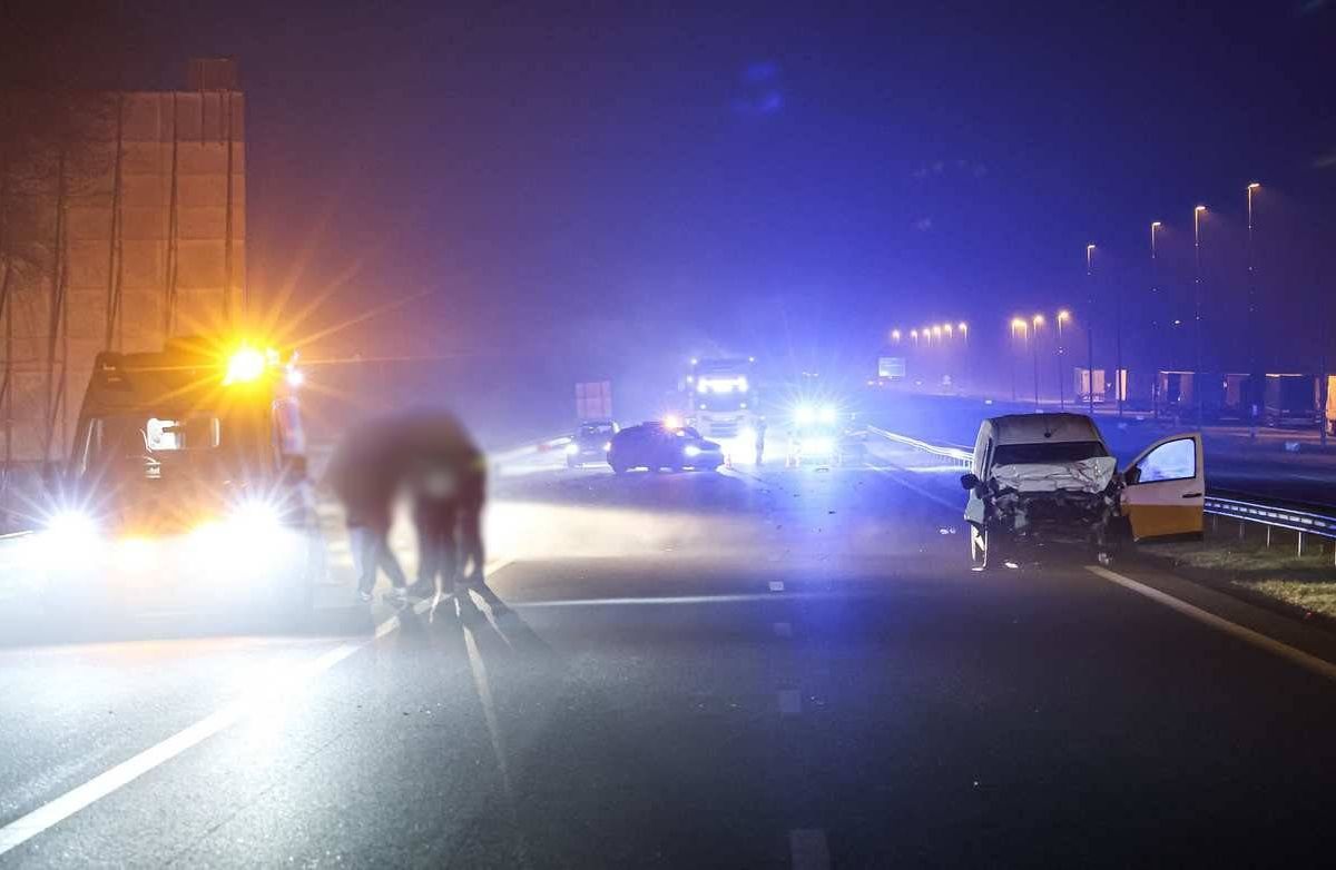 Snelweg A37 lange tijd dicht vanwege ernstig ongeval
