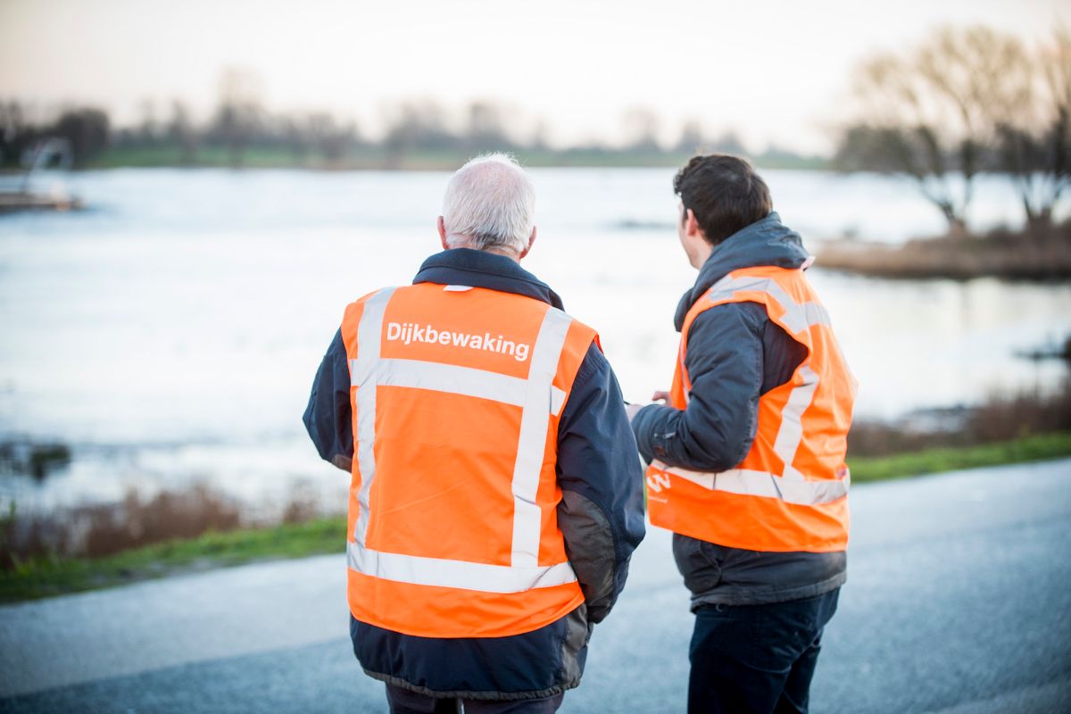 Dijkbewaking oefent ‘hoogwater’