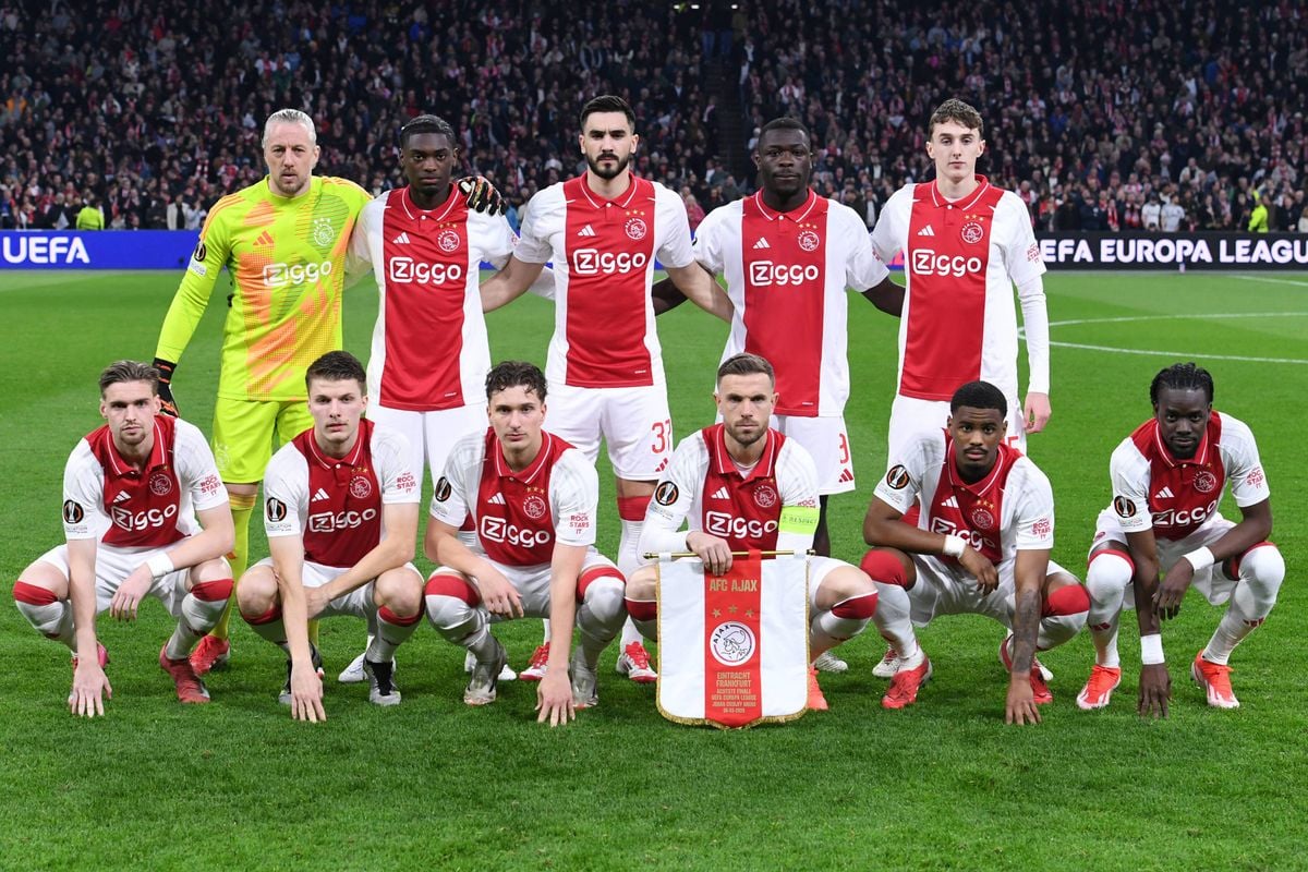 Ajax op volle kracht naar Frankfurt na goed nieuws over blessuregeval