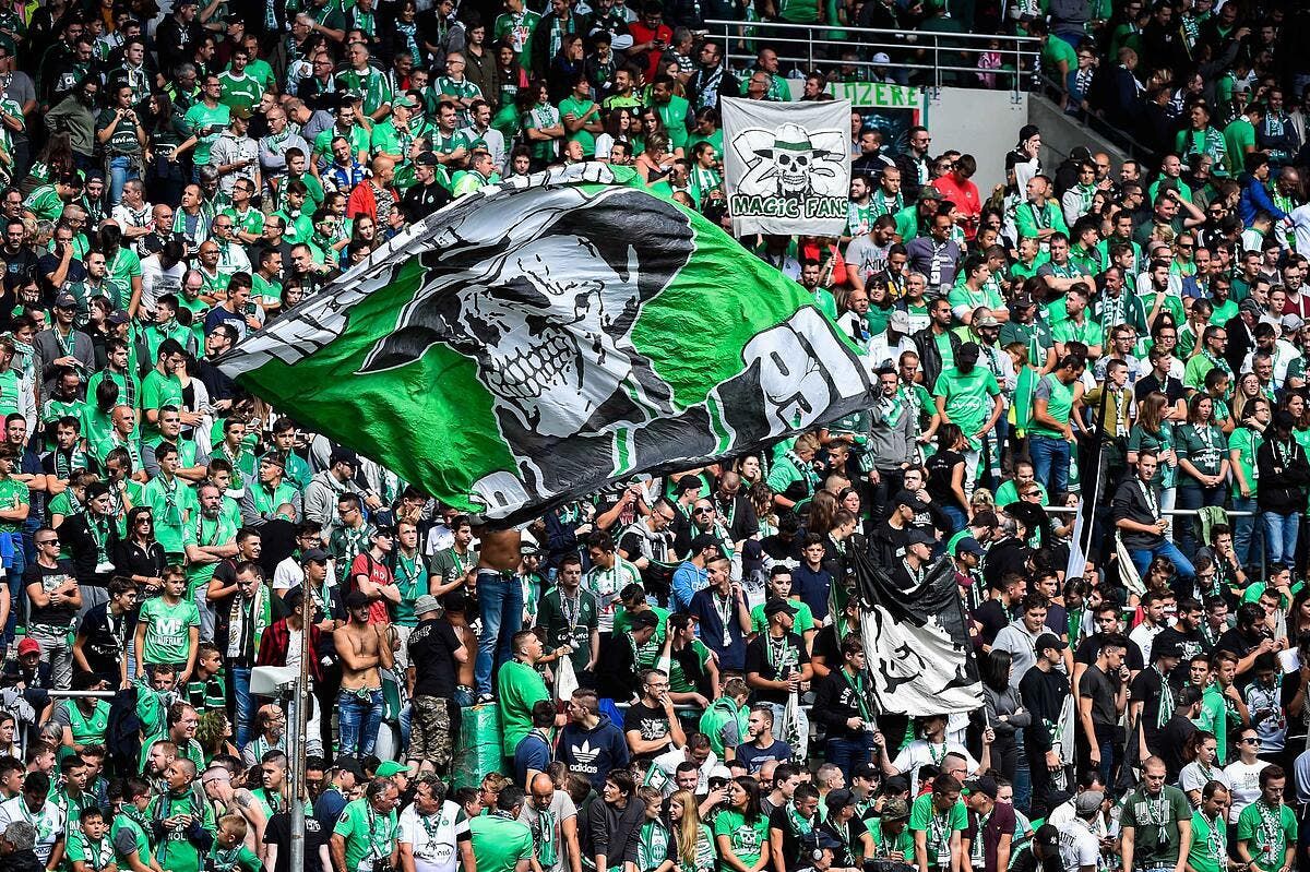 ASSE : Carnage en tribune, les supporters se battent entre eux