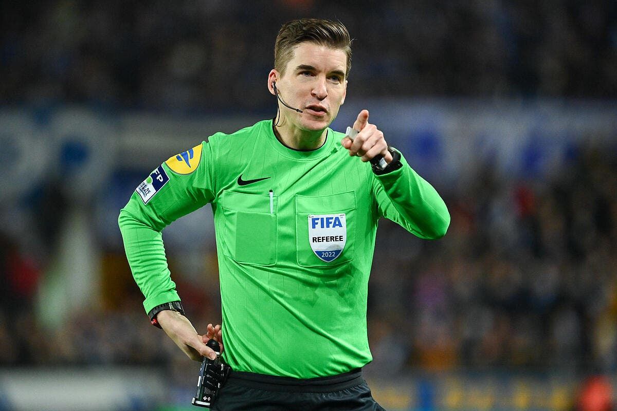 L'arbitre d'OM-PSG n'est pas validé à Marseille