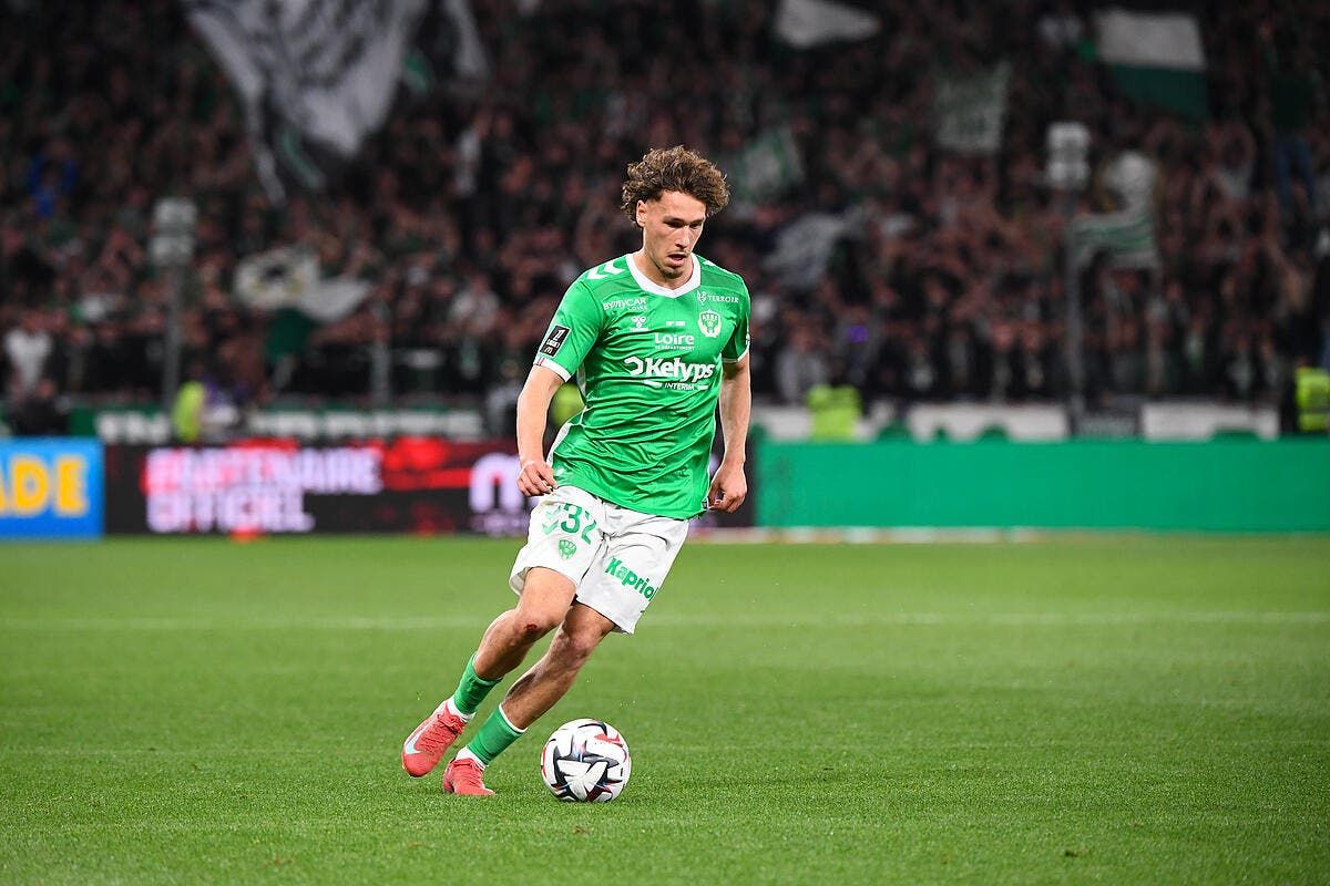 ASSE : Al-Hilal fonce sur Stassin avec une offre incroyable