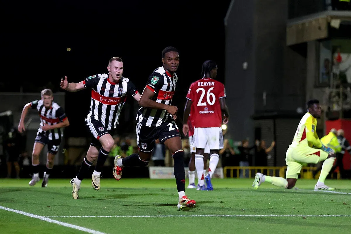 CdL Ang : Man United sorti par une D4, Amorim en danger