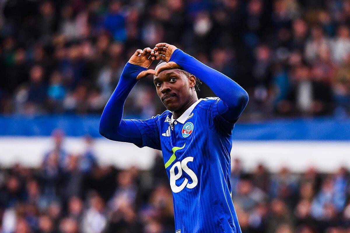 Officiel : Emegha va emprunter la passerelle vers Chelsea