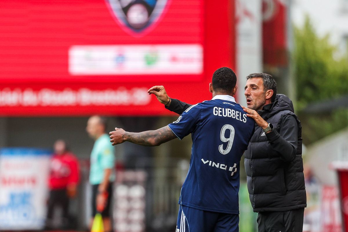 L'entraîneur du Paris FC viré ? Il n'a même pas peur