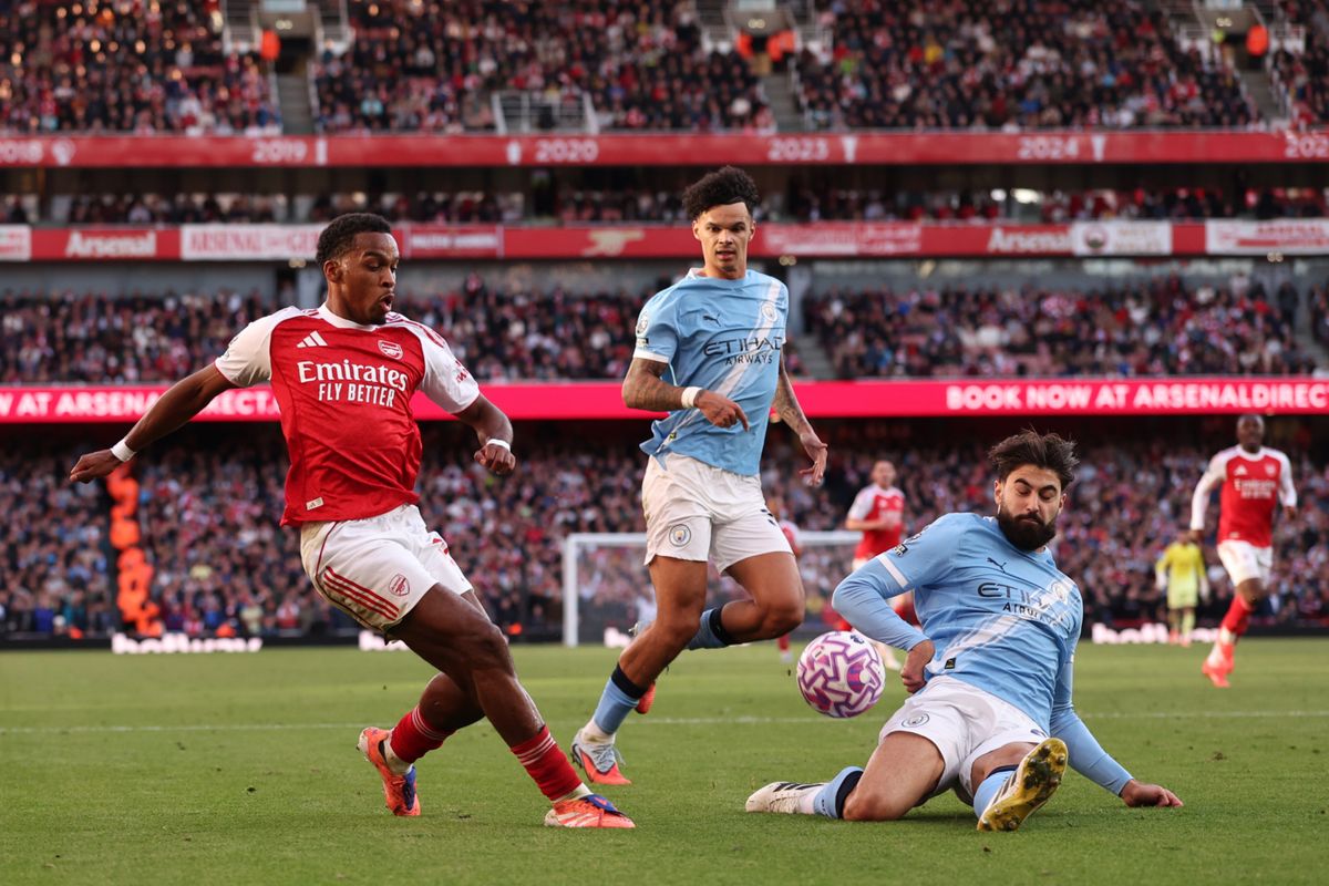 PL : Arsenal et City se quittent bons amis