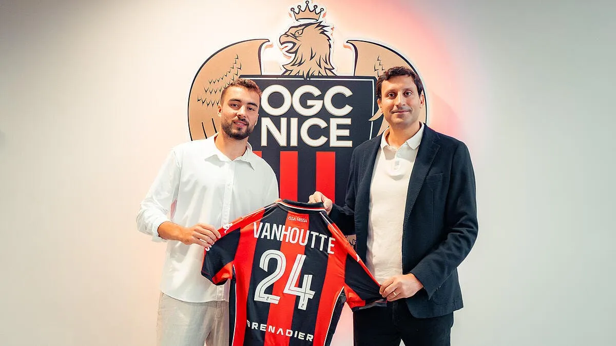 L'OGC Nice recrute Charles Vanhoutte (off)