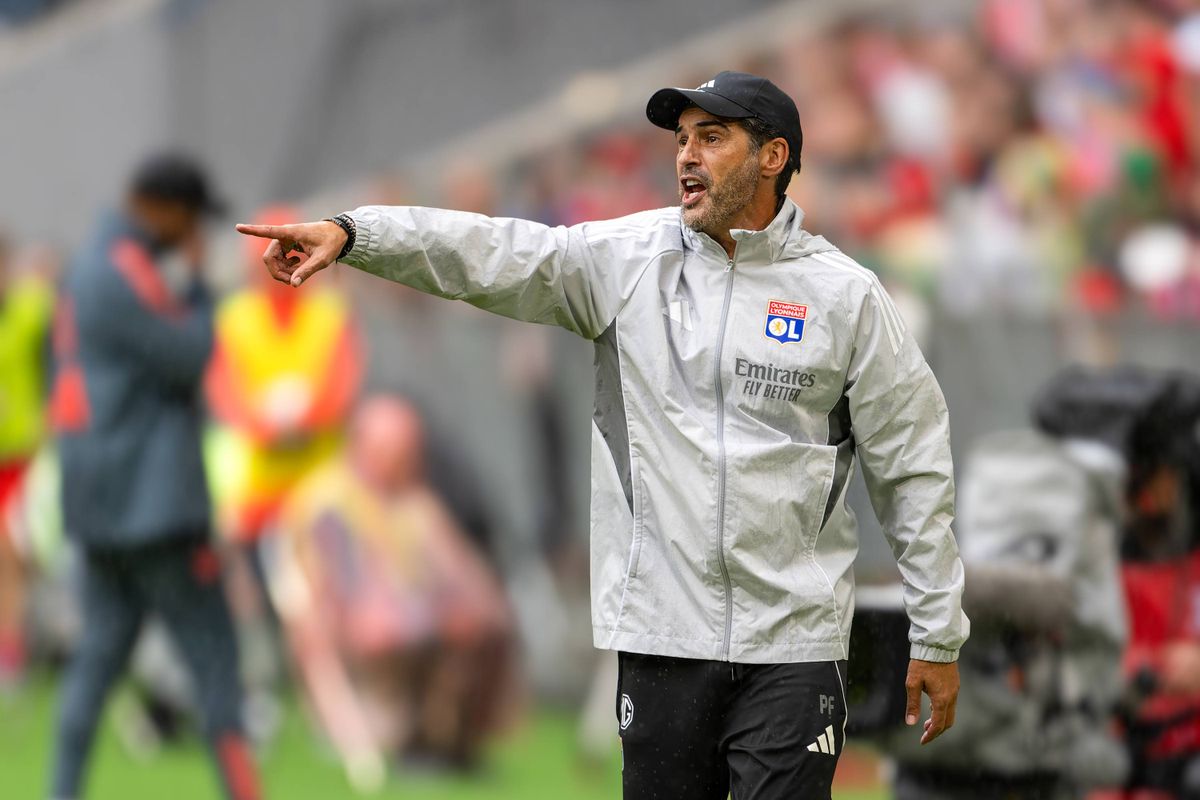 OL : Paulo Fonseca fait encore sauter Pierre Sage
