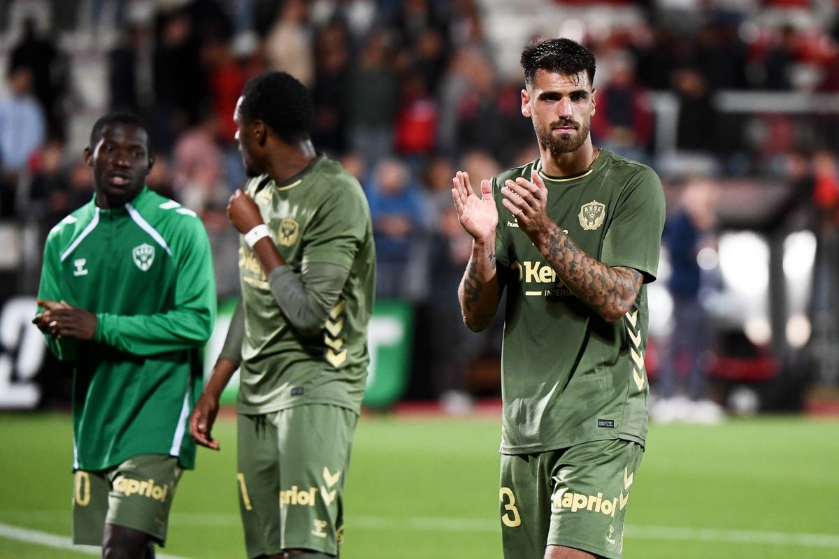 L'ASSE s'offre un défenseur central surprise