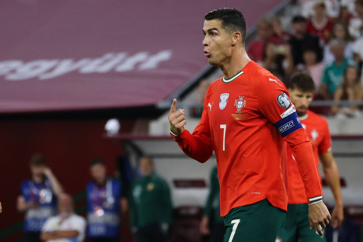 Cristano Ronaldo devient le premier footballeur milliardaire