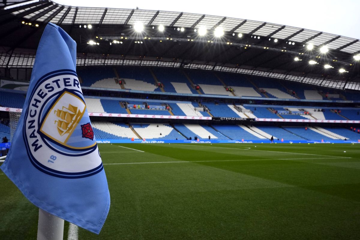 Manchester City en D2, l'Angleterre va savoir