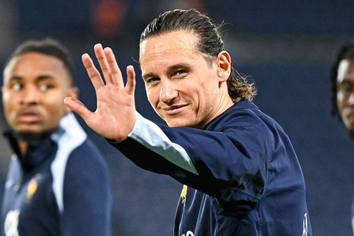 Thauvin superstar, la France commence à le gonfler
