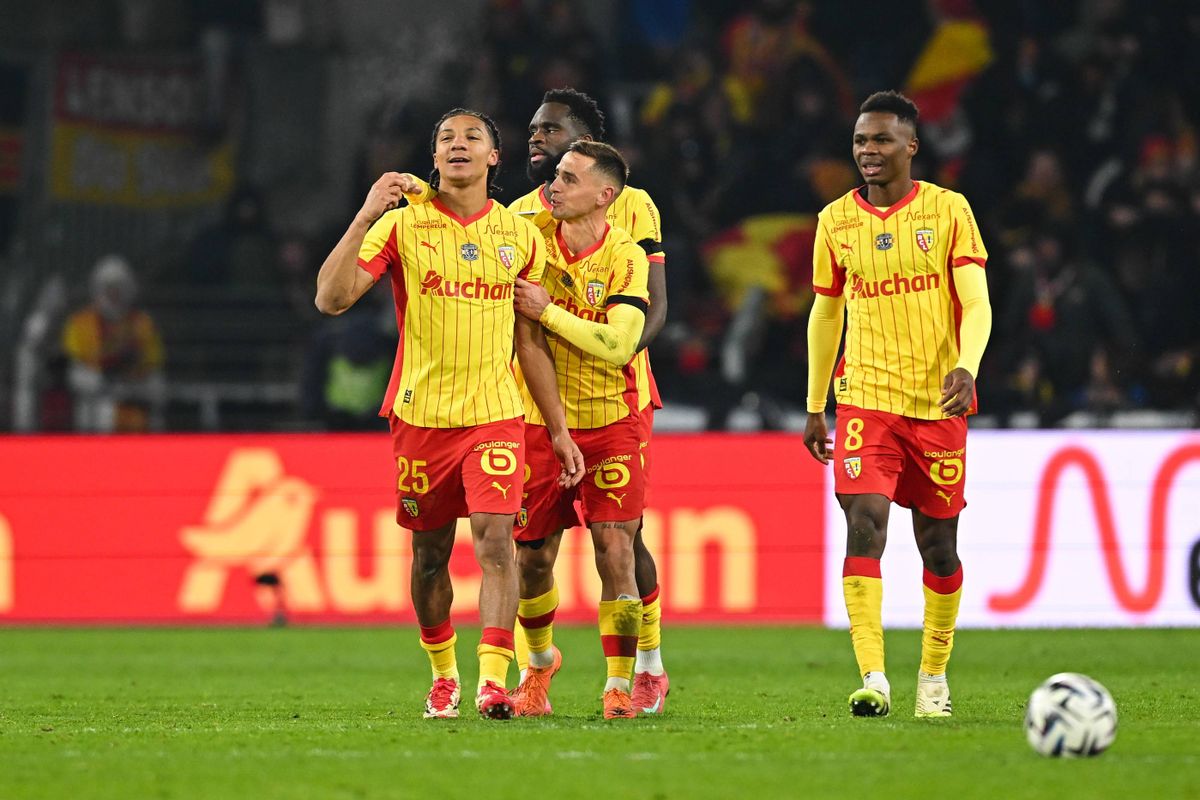 Lens s'arrache et suit le rythme de l'OM